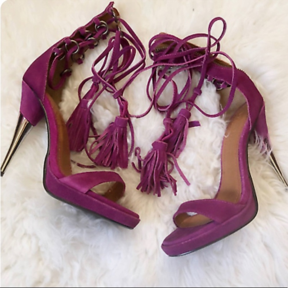 Colin Stuart Fuchsia Lace Up Tassel Heels 
Size: 7.5